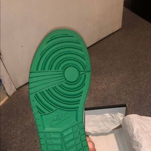 Pine green 1s Deadstock 100% authentic